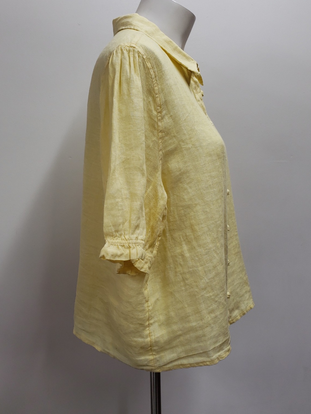 Laura Ashley Linen Button Up Shirt Women's  XL 3/4 Sleeve Yellow Crochet Buttons - Picture 3 of 12